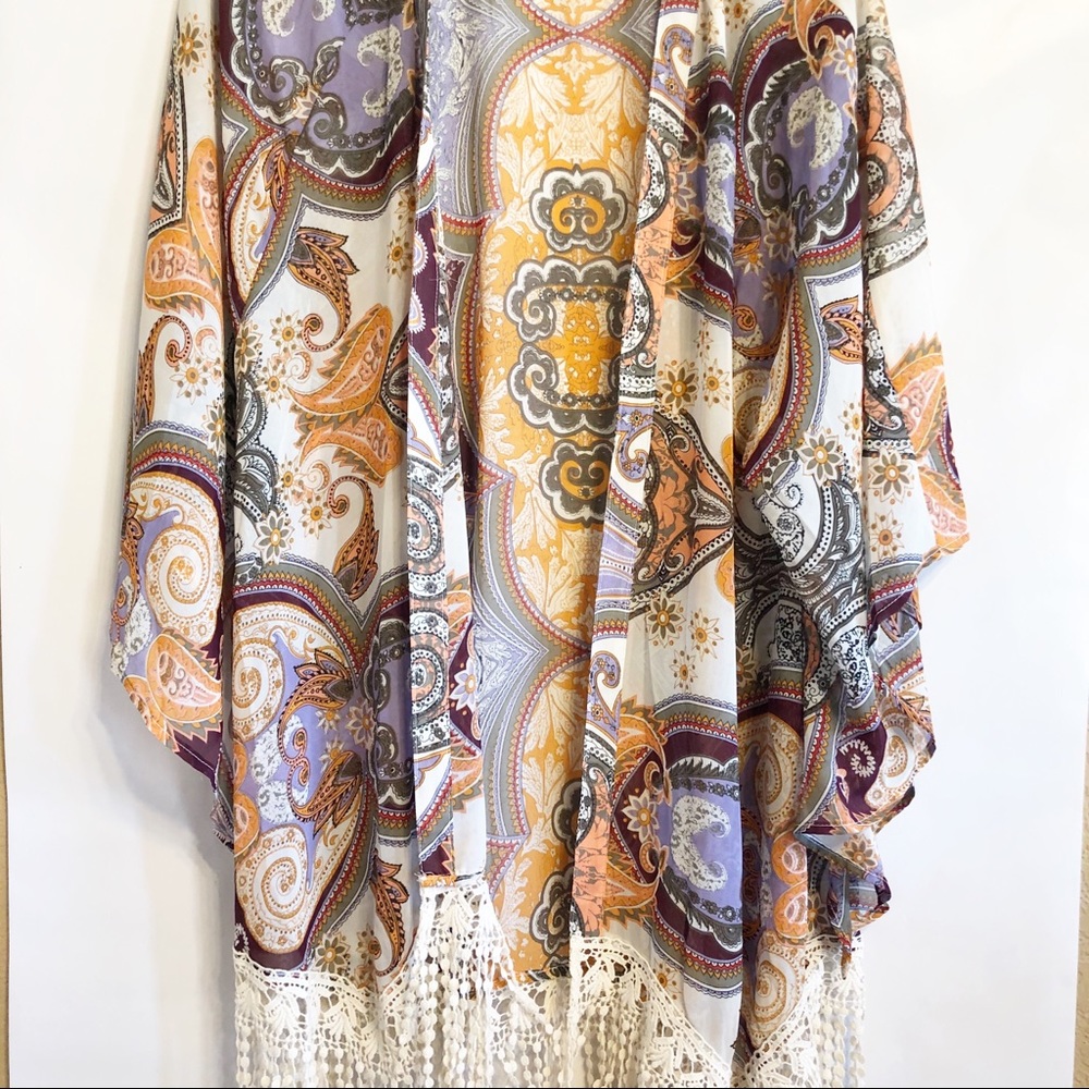 Umgee paisley print woven fringe kimono